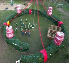 Foto vom gr&ouml;&szlig;ten begehbaren Adventskranz in Erpstorf